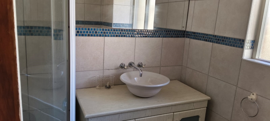 To Let 1 Bedroom Property for Rent in Strand South Western Cape